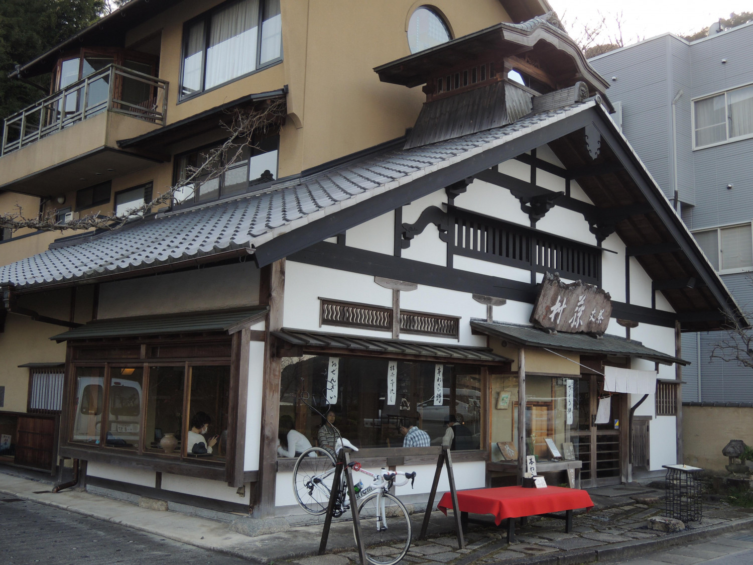 ダミーイメージ