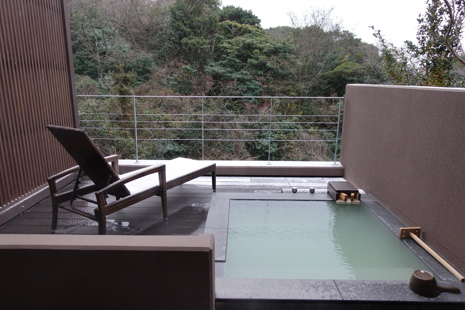 ダミーイメージ