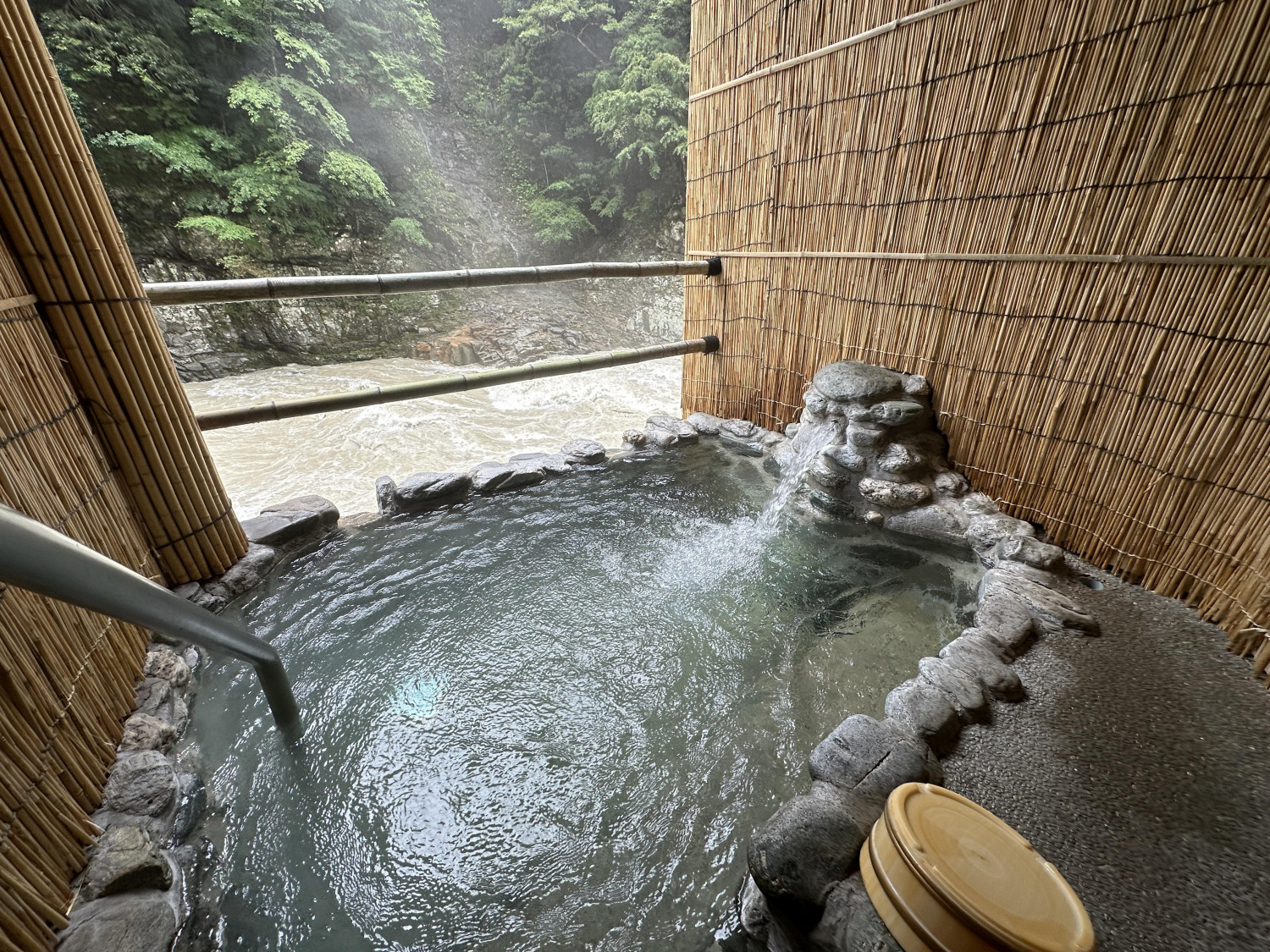 ダミーイメージ